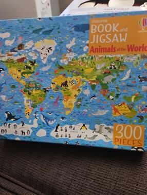 Usborne Book And Jigsaw Animals Of The World 300 Pieces
